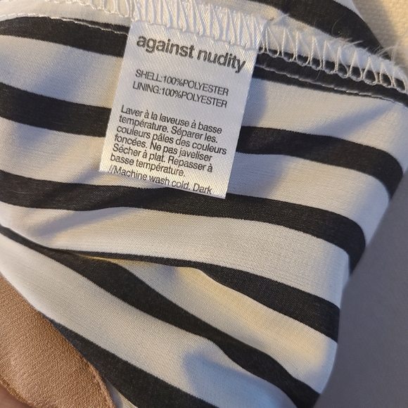 Against Nudity Montrèal Button Down Blouse - Picture 2 of 10